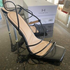 BRAND NEW IN BOX Halston Stilettos 6.5